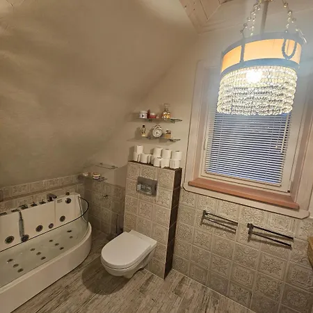 فيلة Oasis Narie *